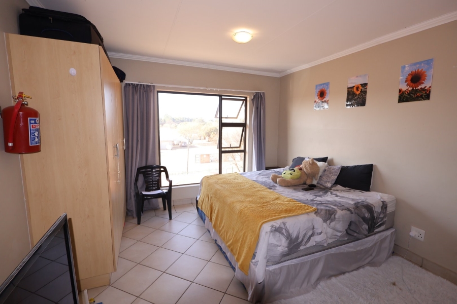 1 Bedroom Property for Sale in Vredenhof Sh Free State